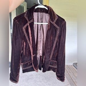Capri velvet jacket.